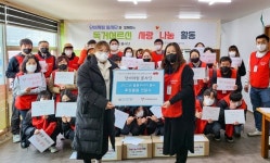 단비처럼봉사단, 동구 정다운어르신복지관에 생활키트 전달