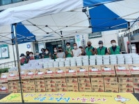 성남동새마을협의회·부녀회, 초복 맞이 경로당 삼계탕 전달