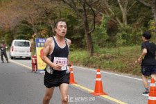 [포토] 제21회 대청호마라톤대회 하프코스 참가자-⓷