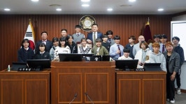 논산 어울림클럽 학생들, 시의회 견학...소중한 현장학습 체험