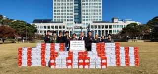 ㈜서비스탑, 사과 120상자 대전시자원봉사연합회에 전달