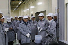 유국희 원자력안전위원회 위원장, 한전원자력연료㈜ 방문 방사성폐기물 저감 공정 현장 점검 