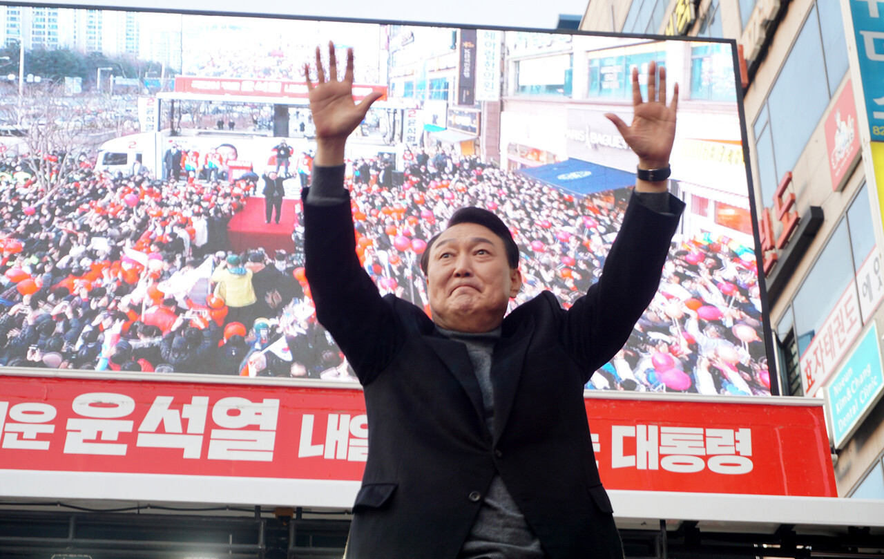 대선 후보들, 충청지역 유세 활발…김문수 부패 비판, 이재명 국정 설명