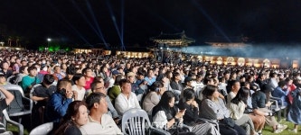 공주·부여 '대백제전' 흥행, 즐거운 비명...곳곳 숙제도 노출