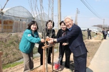 진천군, 이상설기념관 진입로에 무궁화길 조성