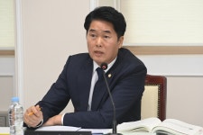 김기흥 사회적 약자 반려동물 의료비 지원 필요