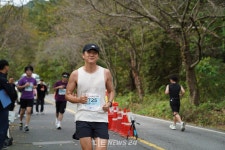 [포토] 제24회 대청호마라톤대회 하프코스 참가자-⑬