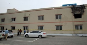 화재 요양병원 이사장 영장심사…간호사 석방