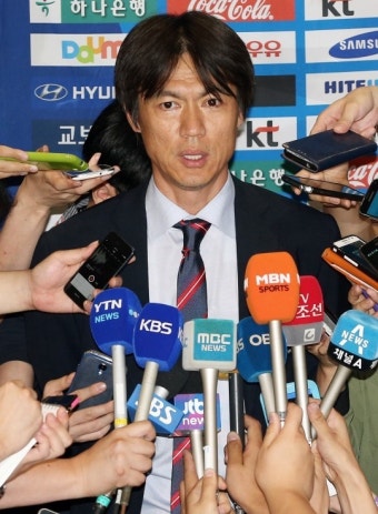 홍명보 감독, 오늘 기자회견…전격 사퇴 결정