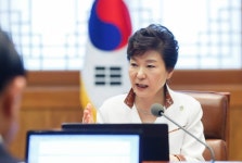 박대통령 경제 정상복귀 위해 과감한 소비진작책 마련해야