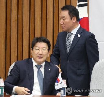 강원랜드 채용비리 수사단, 권성동·염동열 의원실 압수수색(종합)