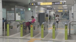 ‘우이신설선’ 개통 1년…시민의 발 됐지만 적자로 ‘한숨’