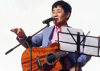 검찰, 가수 윤형주 '횡령·배임 의혹' 무혐의 처분