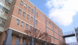 오미크론 확산에 새 학기 정상등교 무산되나…학교별 혼선 우려