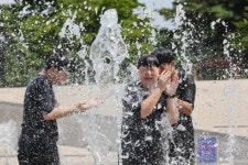 올해 첫 폭염경보에 서울시 비상근무…위기경보 `경계` 격상