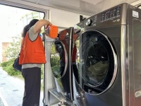 방문 세탁합니다…용산구, 취약계층 대상 찾아가는 세탁소 사업