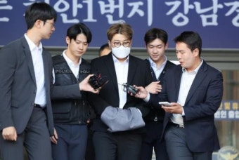 김호중 검찰 송치…음주운전·범인도피교사 혐의 추가