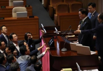 국회 본회의서 '방송법' 처리·'채상병 특검법' 재표결 격돌 예상