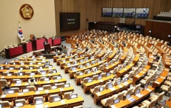방통위법 본회의 상정…국민의힘, 필리버스터 돌입