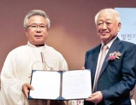 유풍 조병우 회장, 가톨릭대 발전 기금 10억 쾌척