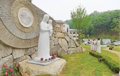 안동교구, 새 교구청 앞마당에 성모동산 조성