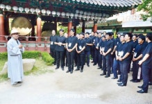 예불 참관하고 원불교 교당도 방문