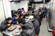 노숙인들 ‘사랑의 맛집’으로 자리매김 30여 년