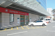60여 명 전문 응급의료팀, 생명 살리기 1분 1초를 다투다