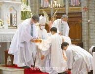 예수회 한국관구 박민웅 사제 서품식 거행