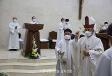 수원교구, 제2대리구청 교육관 및 성당 봉헌식 거행