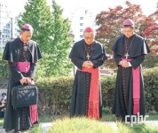 “하느님의 종 브뤼기에르 주교가...복자와 성인들 대열에 들게 하소서”