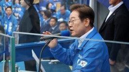 이재명 정의·원칙 고집한 노무현의 길이 제 길