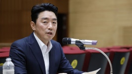 강훈식 큰 산 넘었지만 갈 길 남아