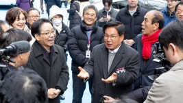 WYD 준비하는 마포구…절두산 성지 하늘계단 개통