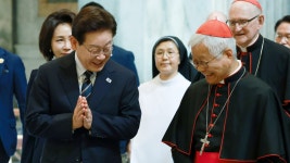 교황청 방문 이 대통령, '평화와 연대를 위한 특별미사' 봉헌