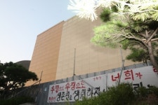 동인천역사 리모델링, 피해업체 수두룩