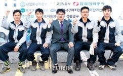 (전기공사 기능경기대회) 외선가공선 최우수상 / 부산광역시회 엠제이전력 김병철 대표