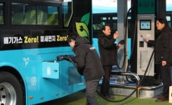 수원 무공해 전기버스 충전소 준공