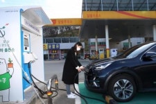 알뜰주유소에서 전기차 충전…복합스테이션화 적극 추진