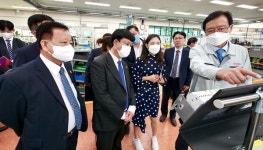 베트남 빈즈엉성 대표단 제일전기공업 방문…스마트케어시스템 시연 확인