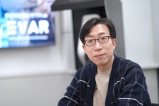 (모빌리티 칼럼) 전기차 화재 안전, 충전기 업계가 발벗고 나선다