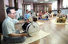 노희용 동구청장, 직접 주민자치센터 프로그램 참여