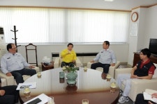 ‘기아차 파업’ 강운태 시장 노사 중재 나서