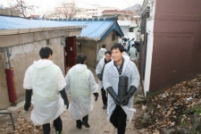 광주도시철도공사 연탄 나르기 봉사