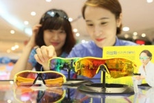 롯데백화점 광주점 “스포츠 고글로 멋과 건강 챙기세요”