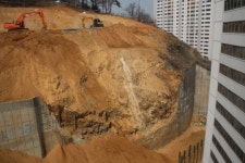 대화아파트 옹벽 피해 보상, 복구작업 본격화