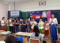 캄보디아 교사들, 전남 여수미평초에서 교육체험