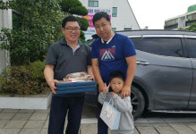 재활용품 모아 받은 돈 어려운 이웃에게