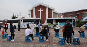 광주 거주 이주민들 찾아가 무료 진료
