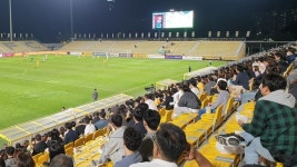 `실외 마스크 의무 해제 첫 날, 함성 더 커진 축구장